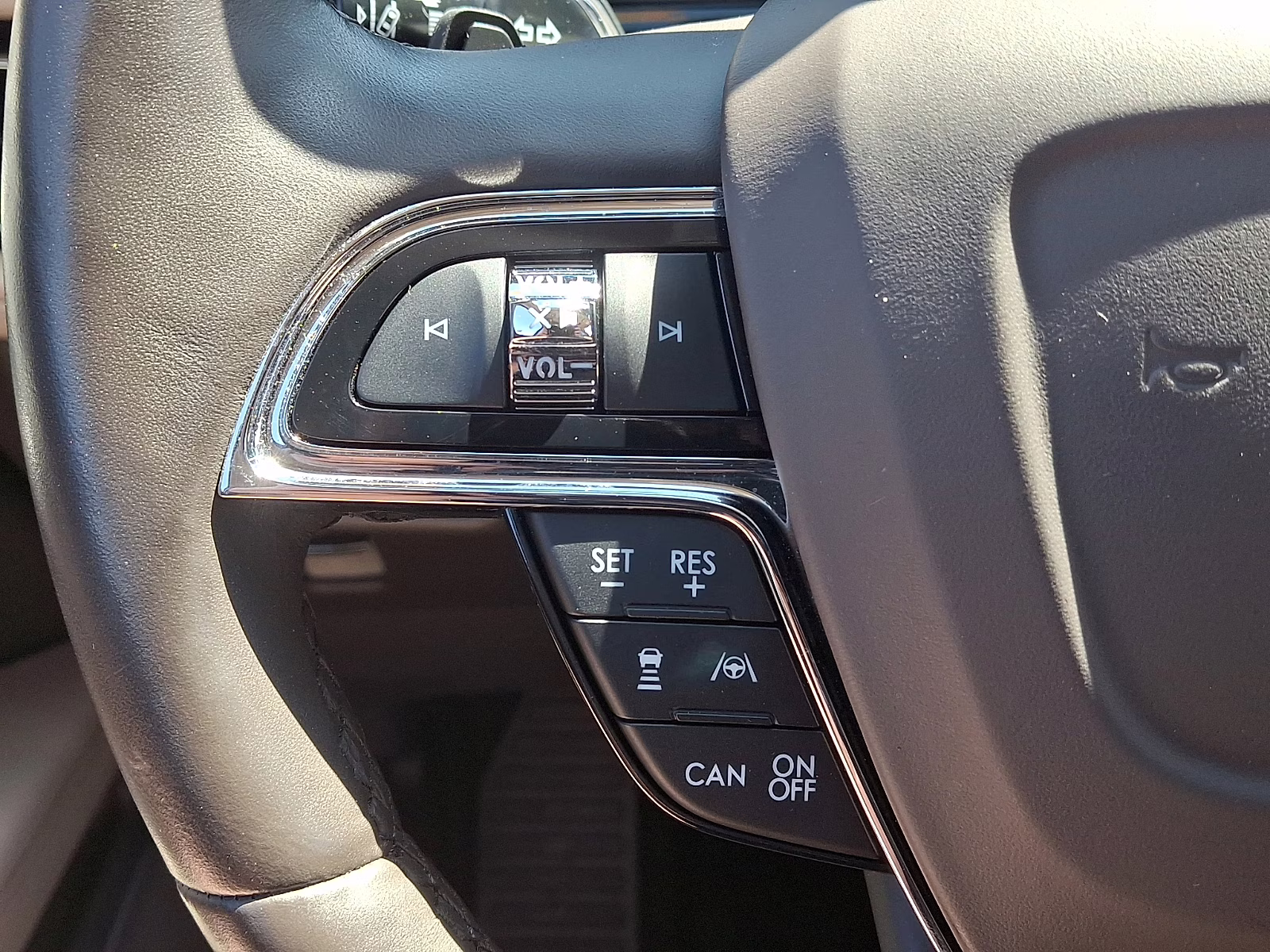 2022 Burgundy Velvet Metallic Tinted Clearcoat - R3 Lincoln Nautilus Reserve AWD