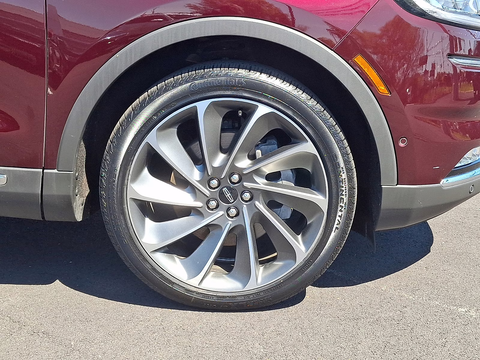 2022 Burgundy Velvet Metallic Tinted Clearcoat - R3 Lincoln Nautilus Reserve AWD