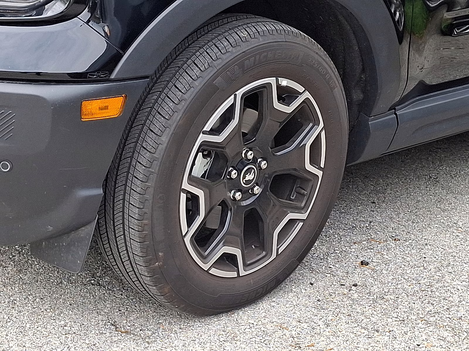 2025 Shadow Black Ford Bronco Sport Outer Banks 4X4