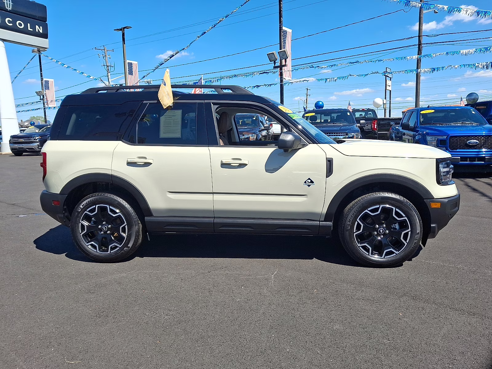 2025 Desert Sand - VA Ford Bronco Sport Outer Banks 4X4