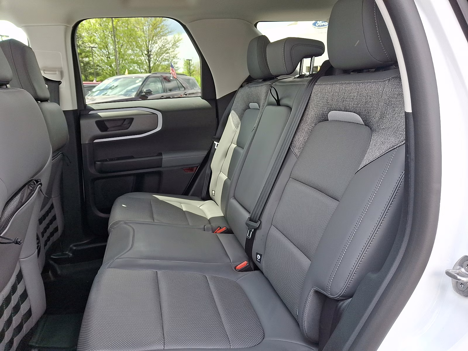 2025 Oxford White - YZ Ford Bronco Sport Badlands 4X4