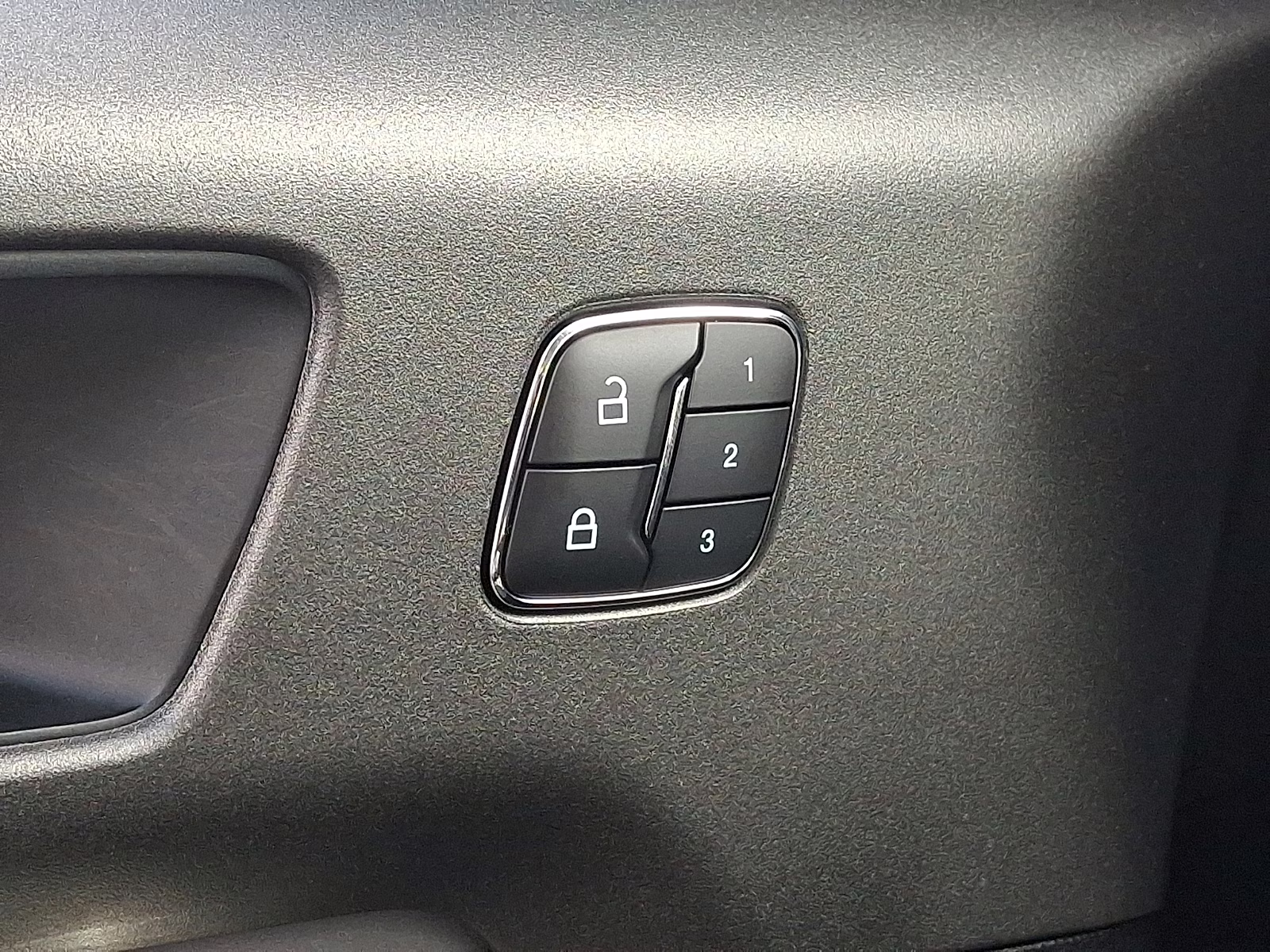 2025 Oxford White - YZ Ford Bronco Sport Badlands 4X4