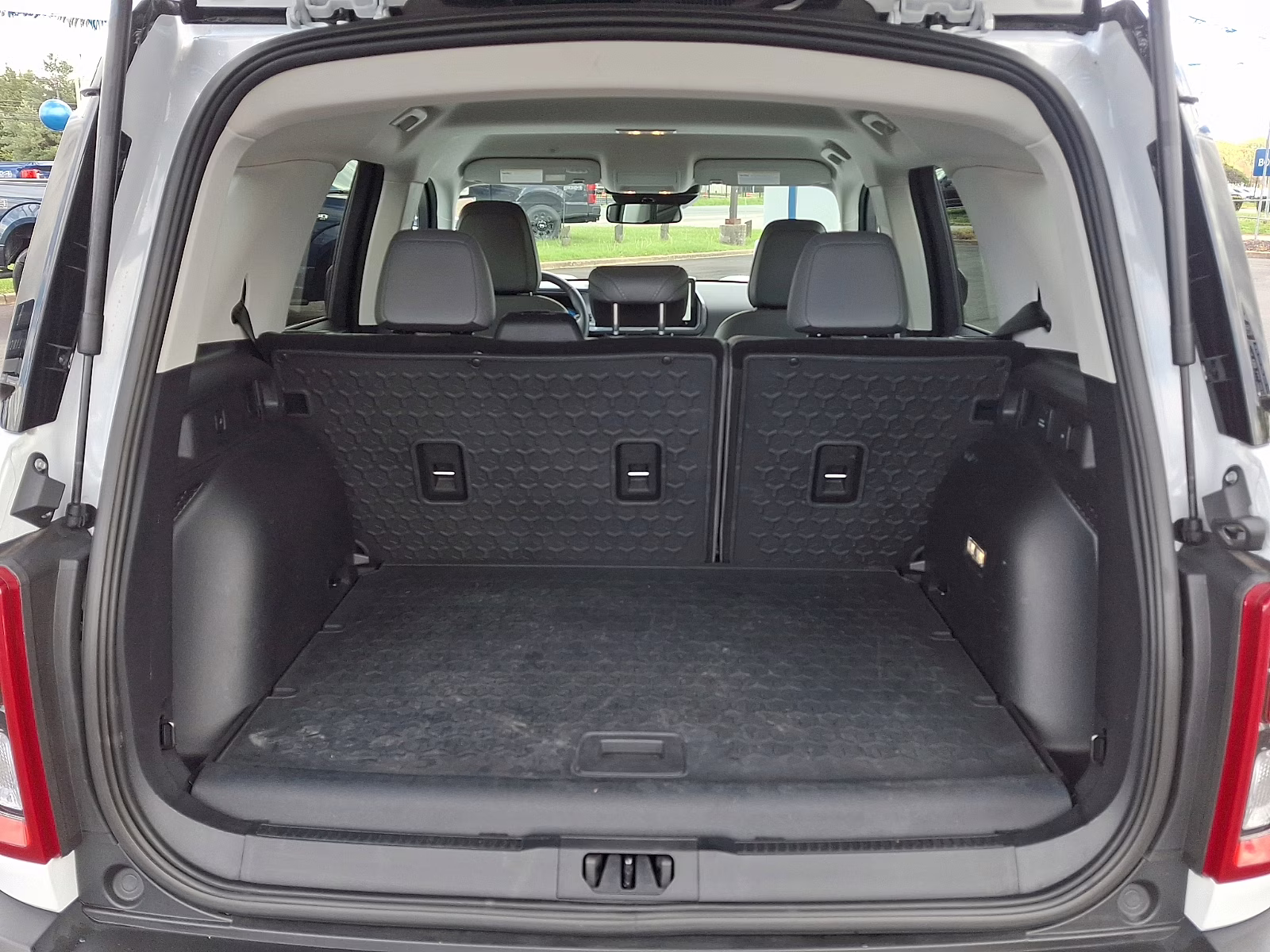 2025 Oxford White - YZ Ford Bronco Sport Badlands 4X4