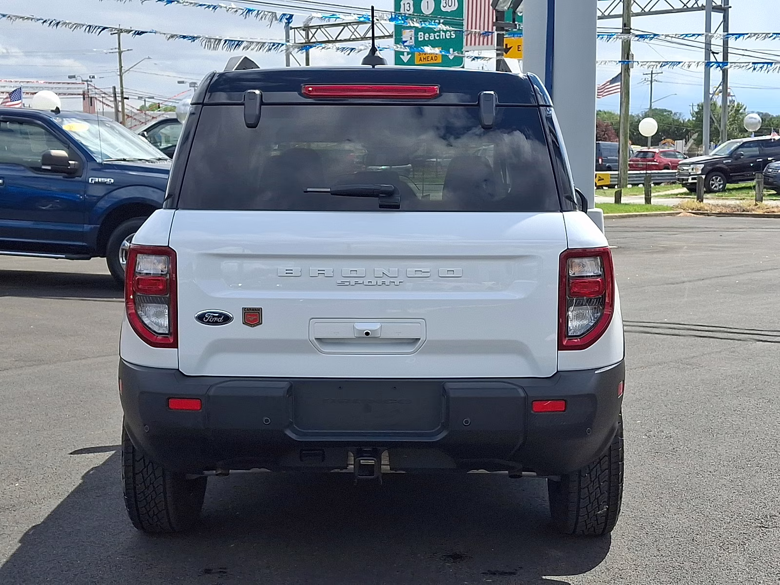 2025 Oxford White - YZ Ford Bronco Sport Badlands 4X4