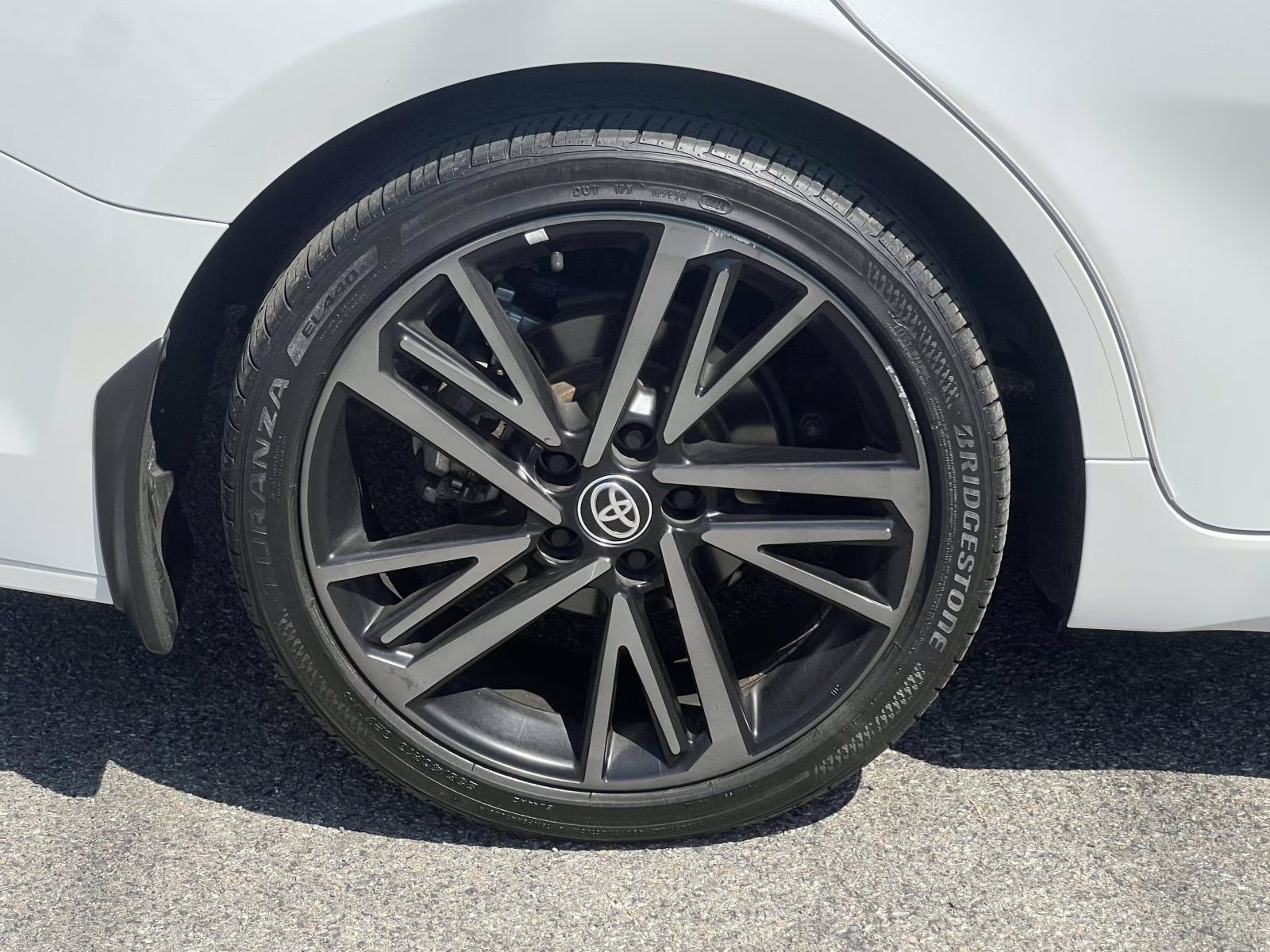 2025 Toyota Camry LE AWD Sedan