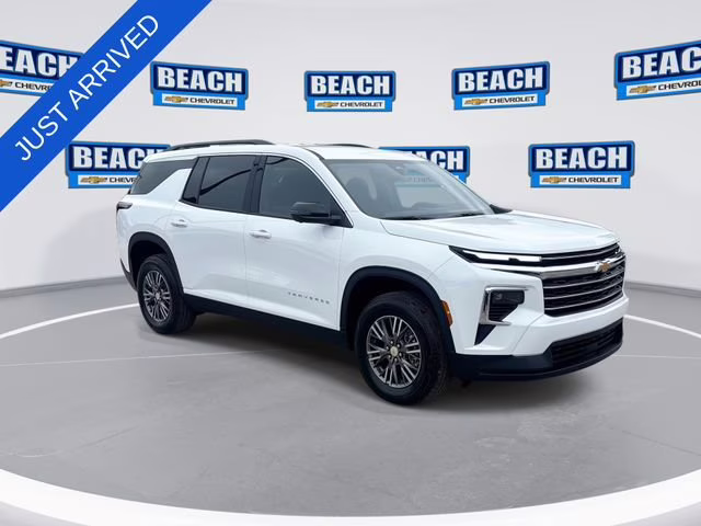 2026 Summit White Chevrolet Traverse LT FWD SUV