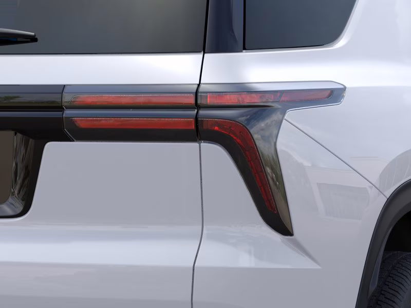 2026 Summit White Chevrolet Traverse LT FWD SUV