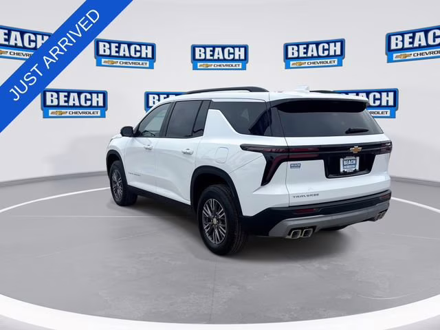 2026 Summit White Chevrolet Traverse LT FWD SUV