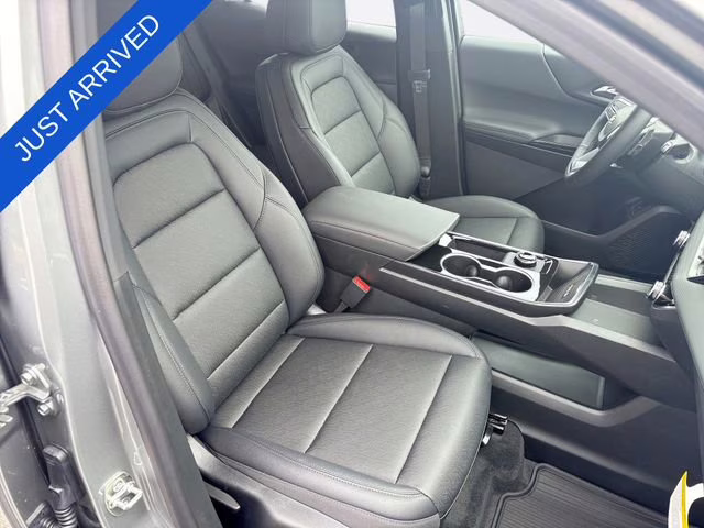 2026 Sterling Gray Metallic Chevrolet Equinox LT FWD SUV