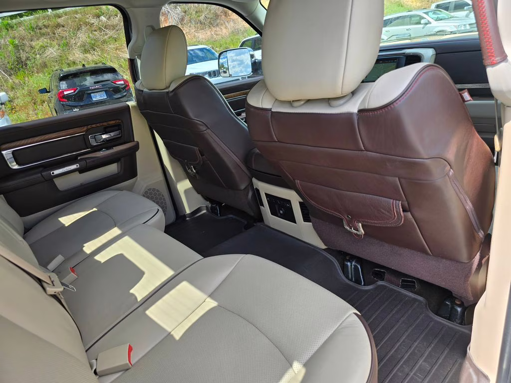 2018 Walnut Brown Metallic Clearcoat Ram 1500 Laramie Longhorn 4X4 Truck