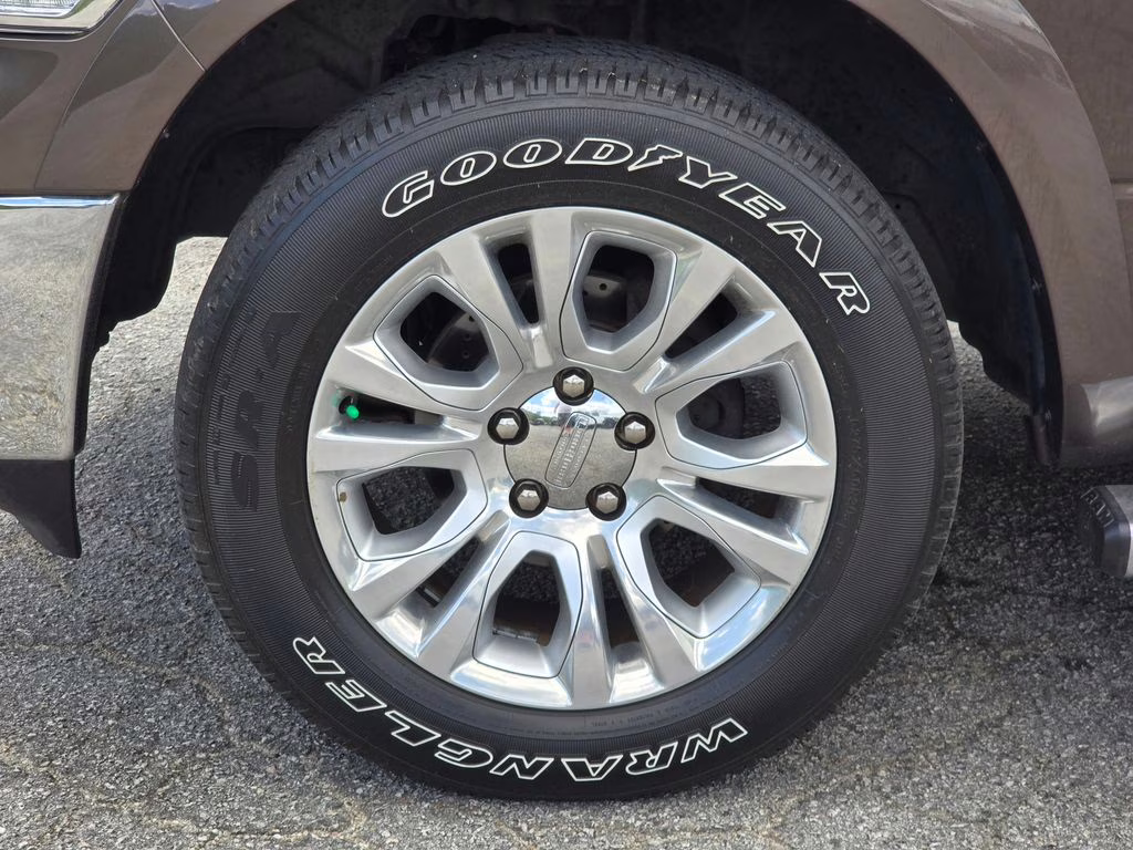 2018 Walnut Brown Metallic Clearcoat Ram 1500 Laramie Longhorn 4X4 Truck