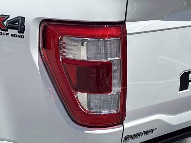 2023 White Metallic Ford F-150 Lariat 4X4 Truck