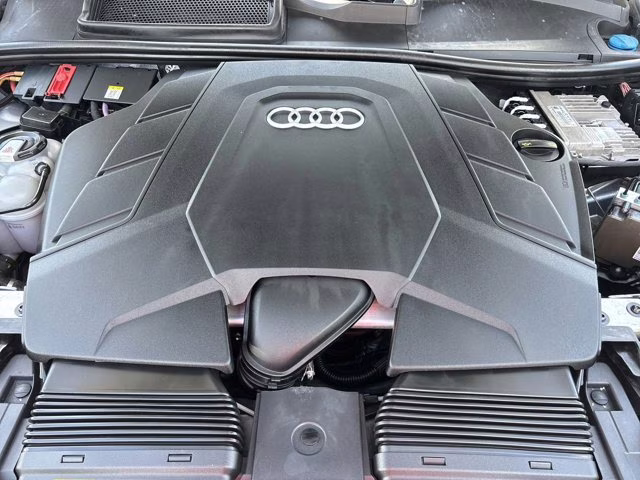2019 Florett Silver Metallic Audi Q8 3.0T Prestige AWD SUV