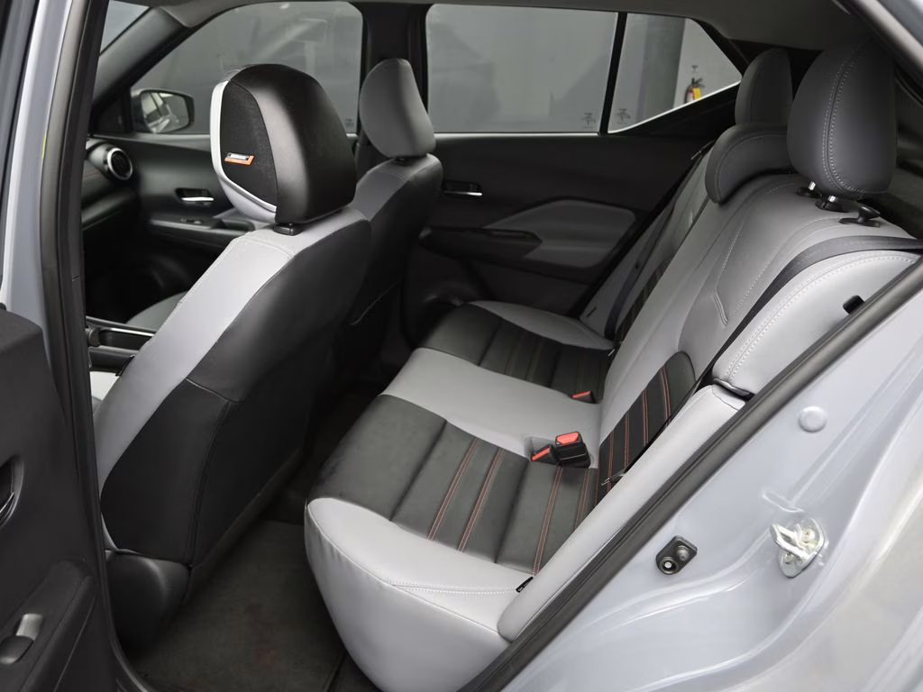 2024 Gray/Super Black Nissan Kicks SR FWD SUV