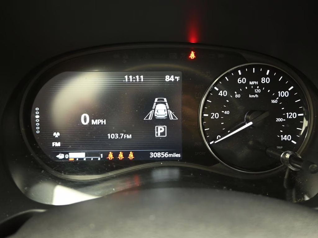 2024 Gray/Super Black Nissan Kicks SR FWD SUV