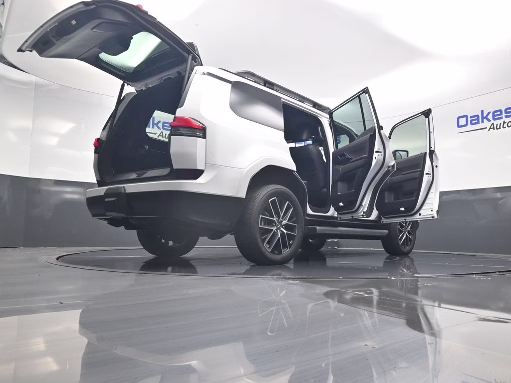 2024 White Pearl Lexus GX 550 Premium+ 4X4 SUV