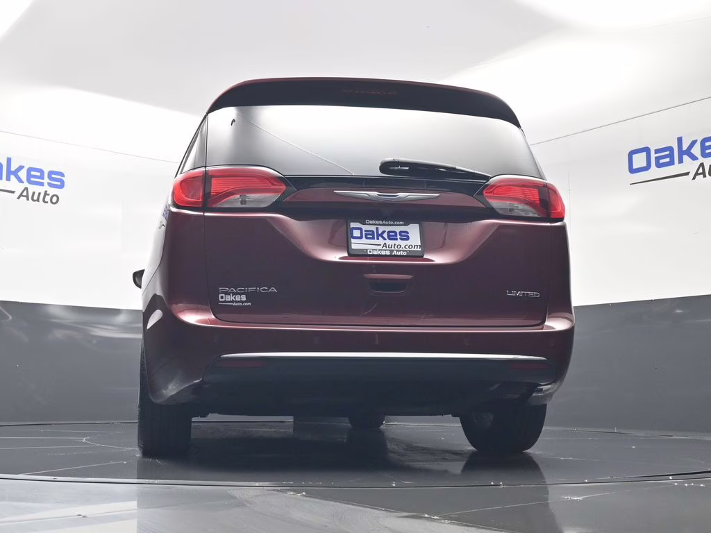 2018 Velvet Red Pearlcoat Chrysler Pacifica Limited FWD Van