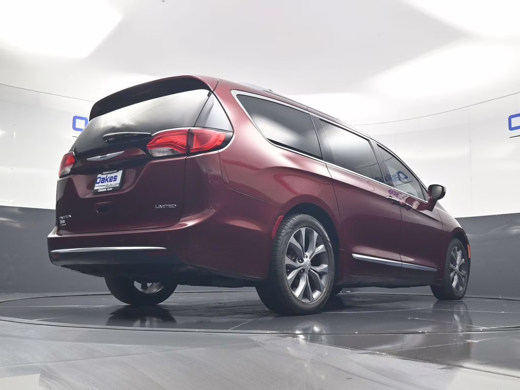 2018 Velvet Red Pearlcoat Chrysler Pacifica Limited FWD Van