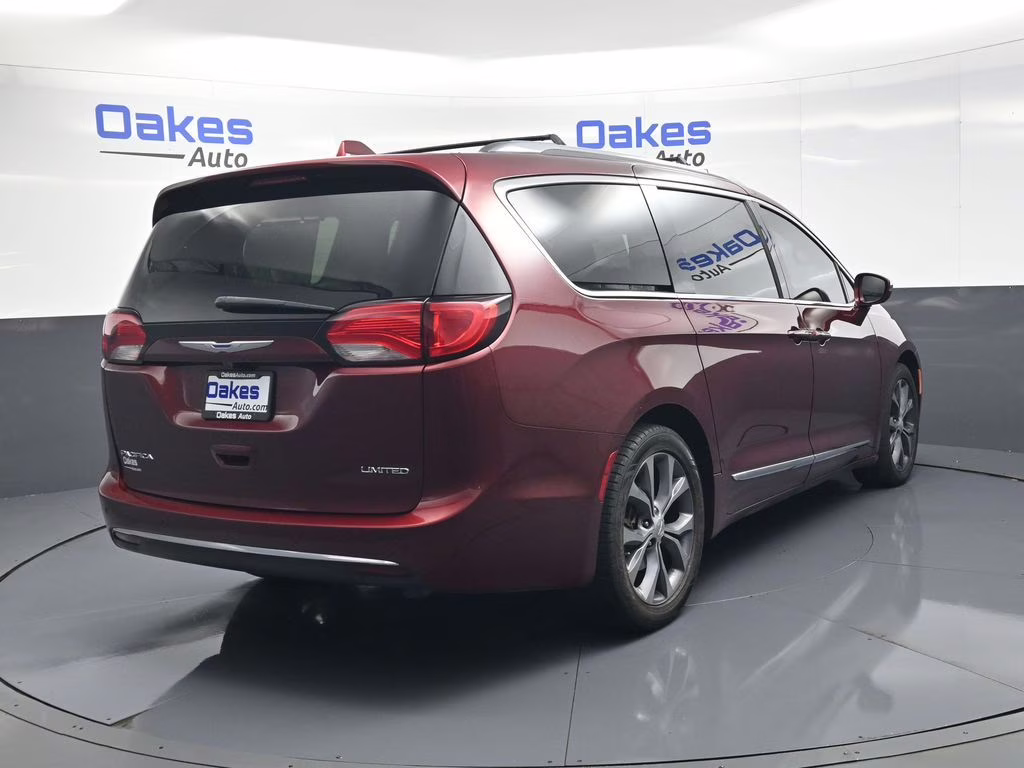 2018 Velvet Red Pearlcoat Chrysler Pacifica Limited FWD Van