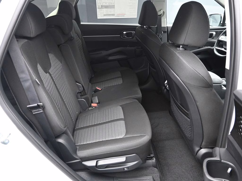 2026 Glacial White Pearl Kia Sorento LX FWD SUV