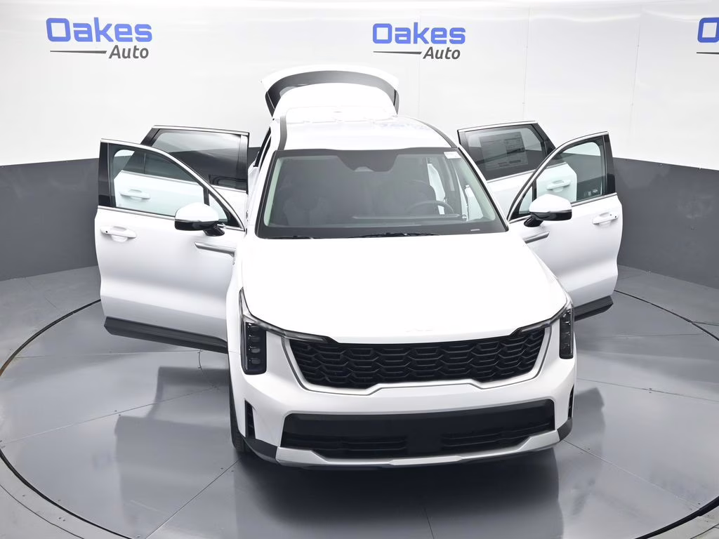 2026 Glacial White Pearl Kia Sorento LX FWD SUV