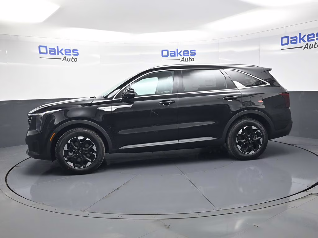 2026 Ebony Black Kia Sorento S FWD SUV