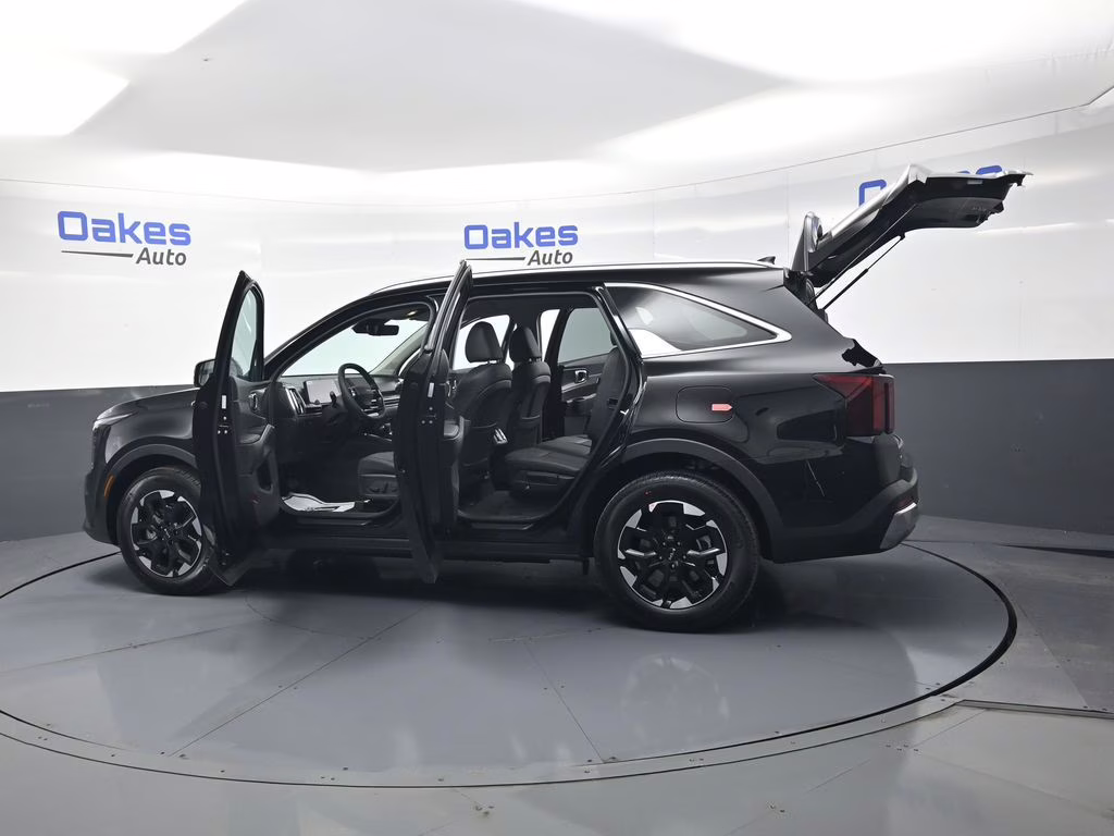 2026 Ebony Black Kia Sorento S FWD SUV
