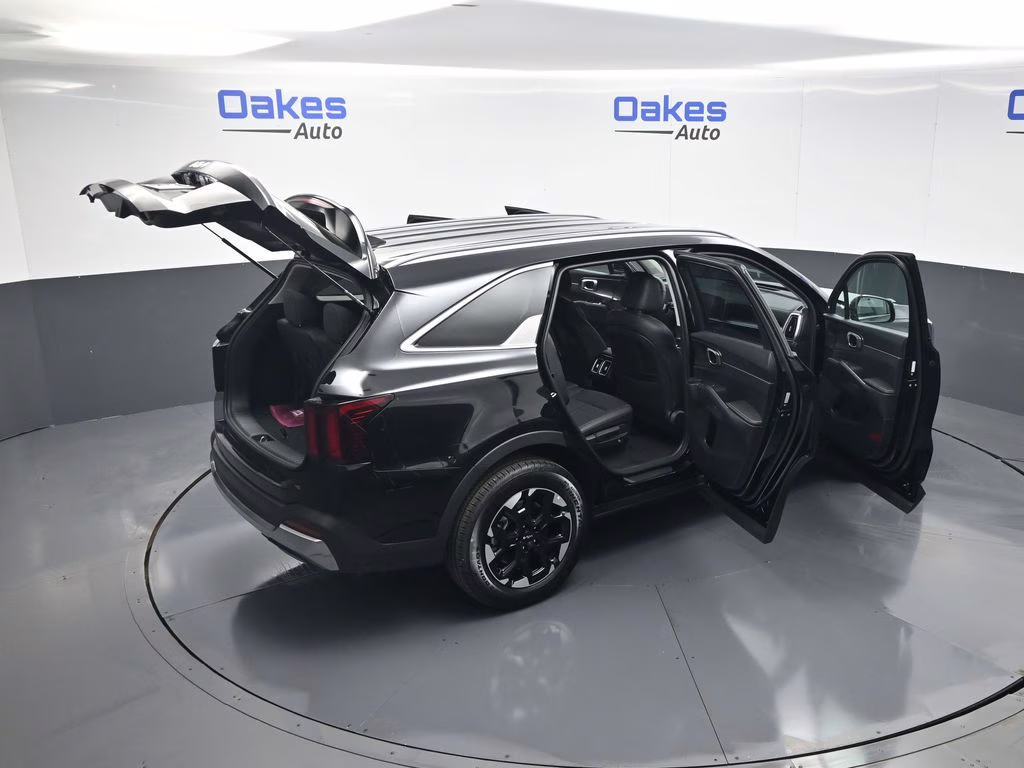 2026 Ebony Black Kia Sorento S FWD SUV
