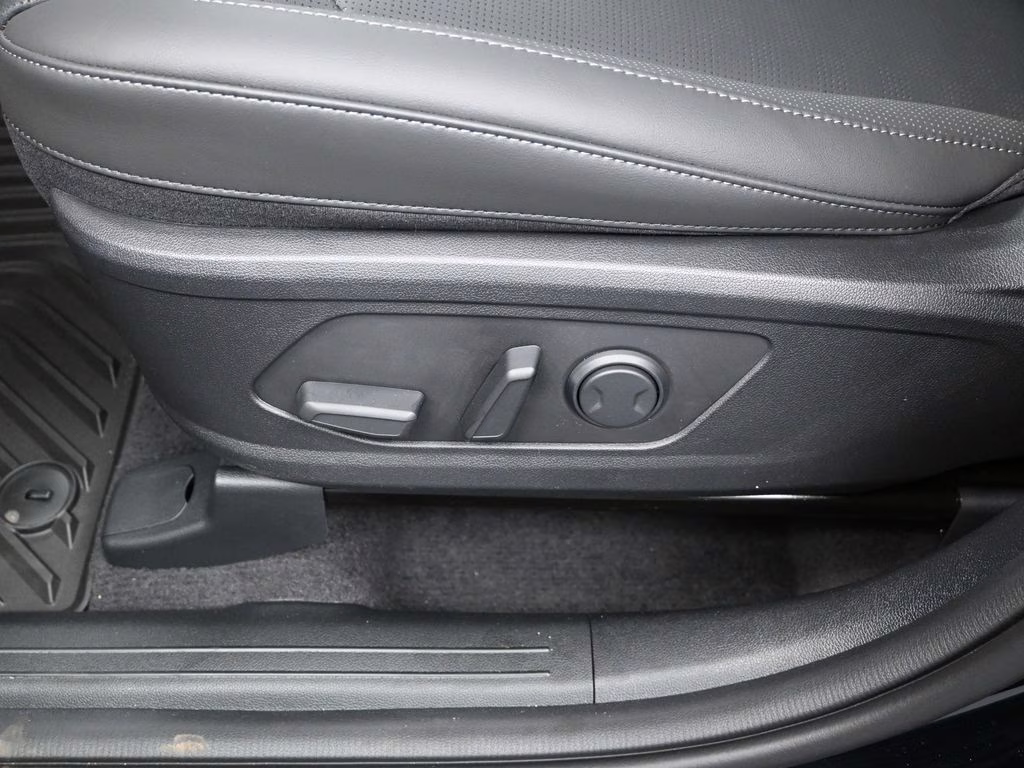 2026 Ebony Black Kia Sorento S AWD SUV