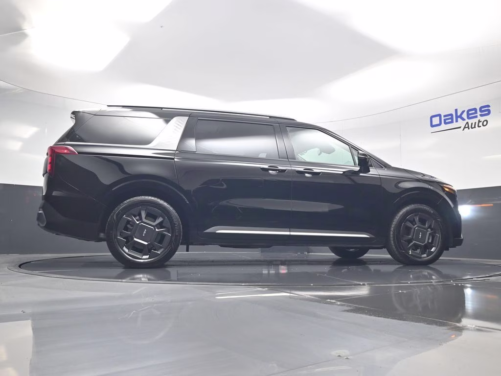2026 Aurora Black Pearl Kia Carnival SX FWD Van