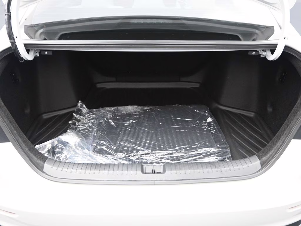 2024 Platinum White Pearl Honda Accord EX FWD Sedan