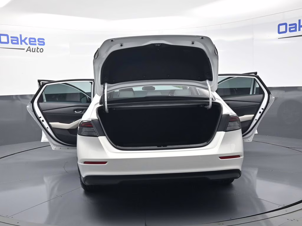 2024 Platinum White Pearl Honda Accord EX FWD Sedan