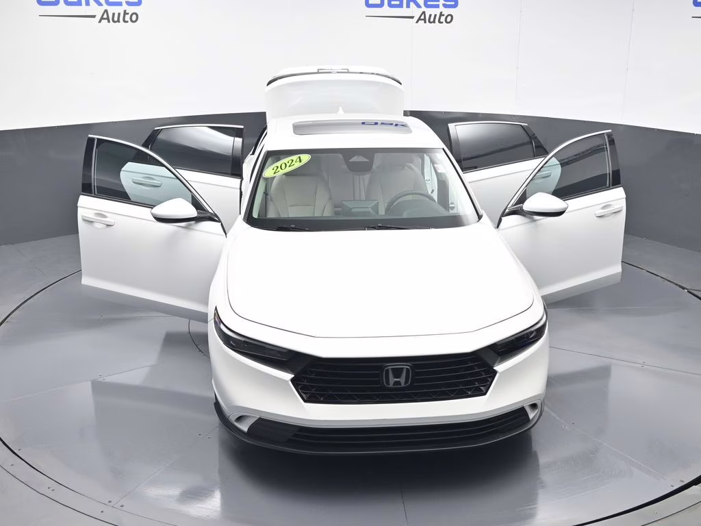 2024 Platinum White Pearl Honda Accord EX FWD Sedan