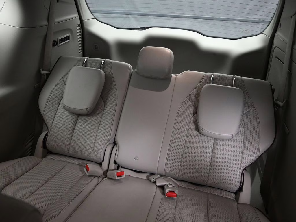 2018 Velvet Red Pearlcoat Chrysler Pacifica Limited FWD Van