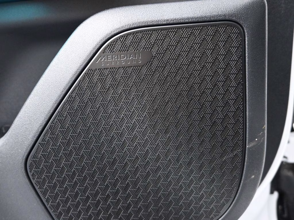 2027 Glacial White Pearl Kia Telluride Hybrid X-Line SX AWD SUV