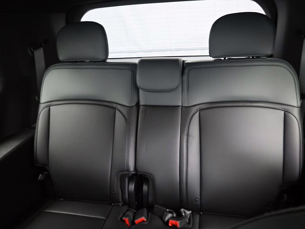 2027 Glacial White Pearl Kia Telluride Hybrid X-Line SX AWD SUV