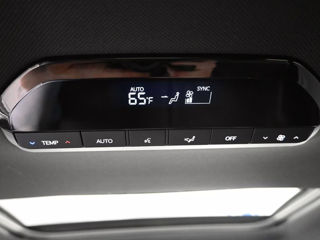 2027 Glacial White Pearl Kia Telluride Hybrid X-Line SX AWD SUV