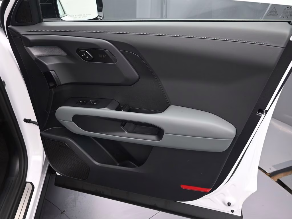 2027 Glacial White Pearl Kia Telluride Hybrid X-Line SX AWD SUV