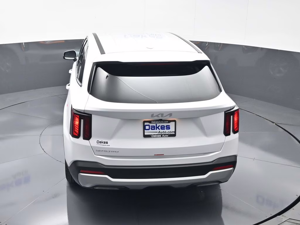 2026 Glacial White Pearl Kia Sorento LX FWD SUV