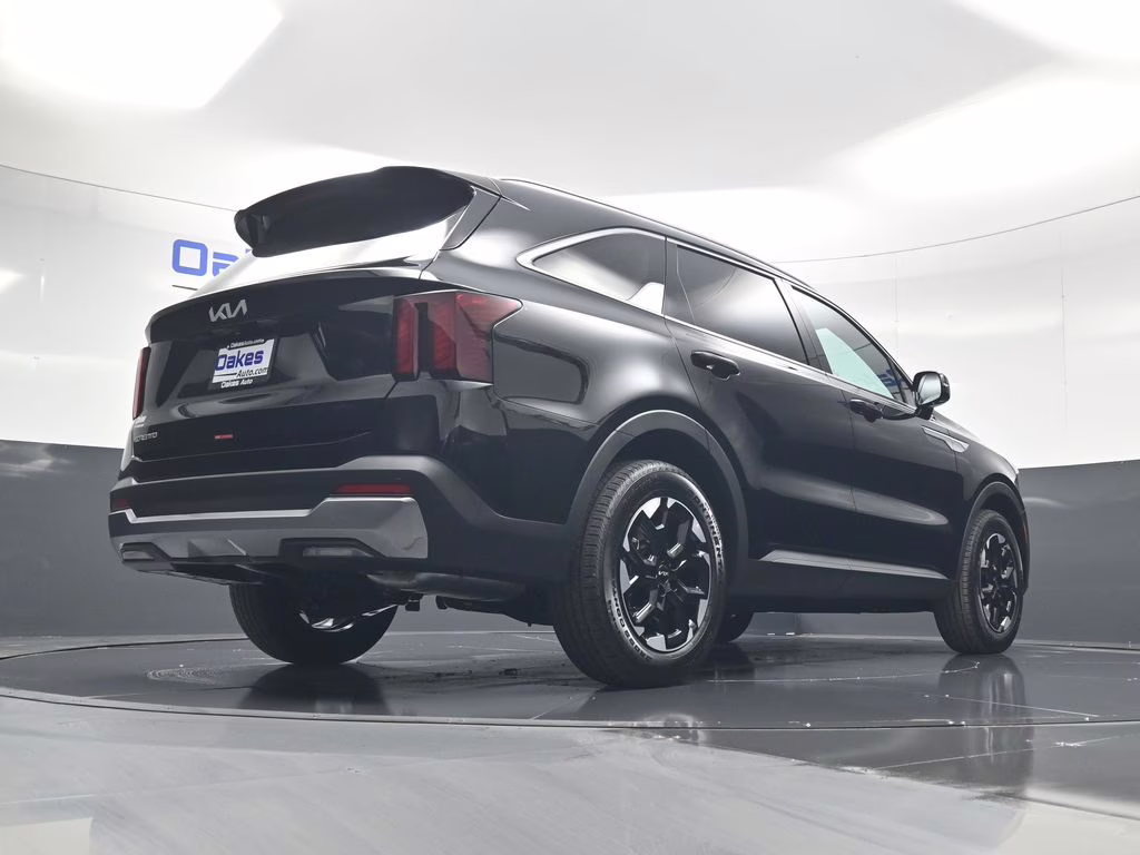 2026 Ebony Black Kia Sorento S FWD SUV