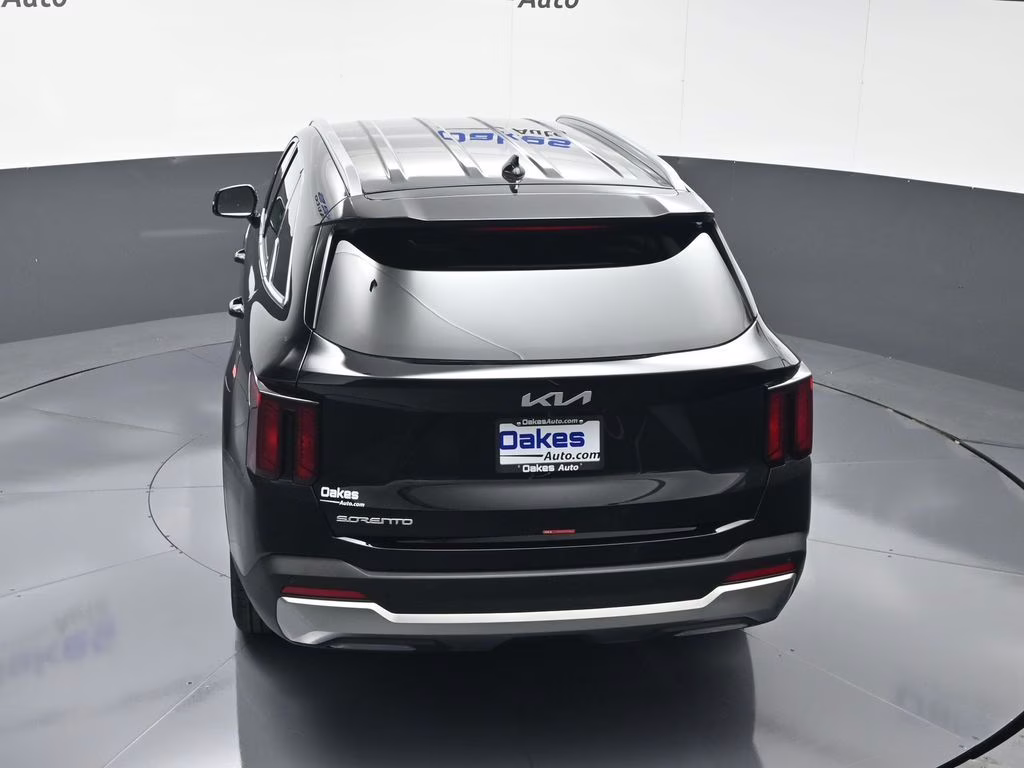 2026 Ebony Black Kia Sorento S FWD SUV