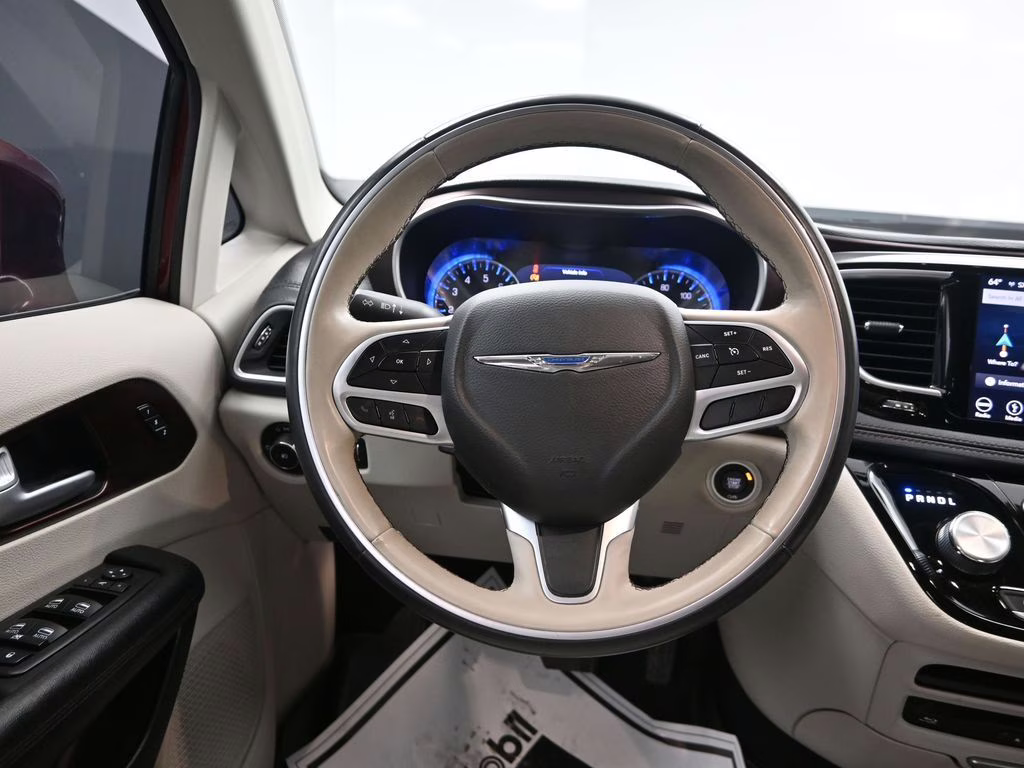 2018 Velvet Red Pearlcoat Chrysler Pacifica Limited FWD Van