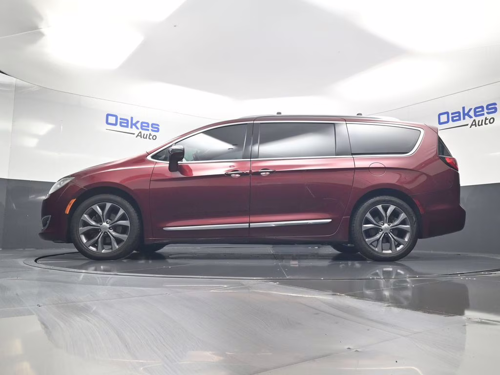 2018 Velvet Red Pearlcoat Chrysler Pacifica Limited FWD Van