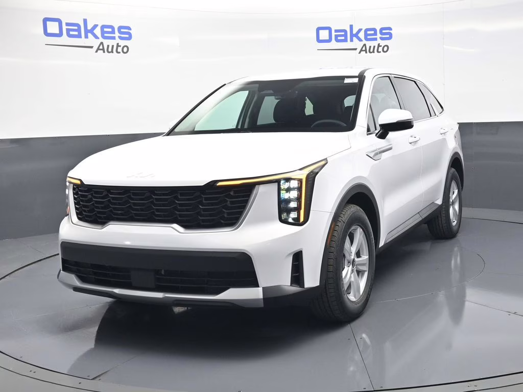 2026 Glacial White Pearl Kia Sorento LX FWD SUV