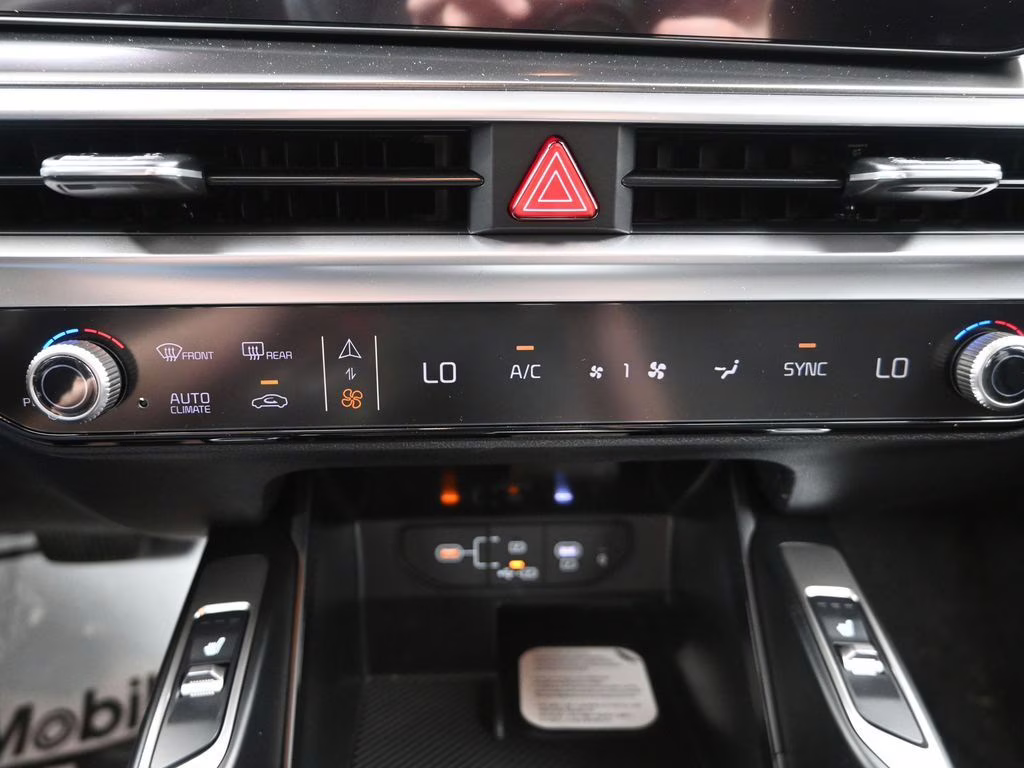 2026 Ebony Black Kia Sorento S FWD SUV