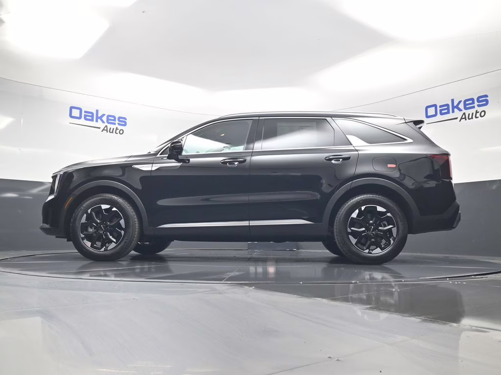 2026 Ebony Black Kia Sorento S FWD SUV