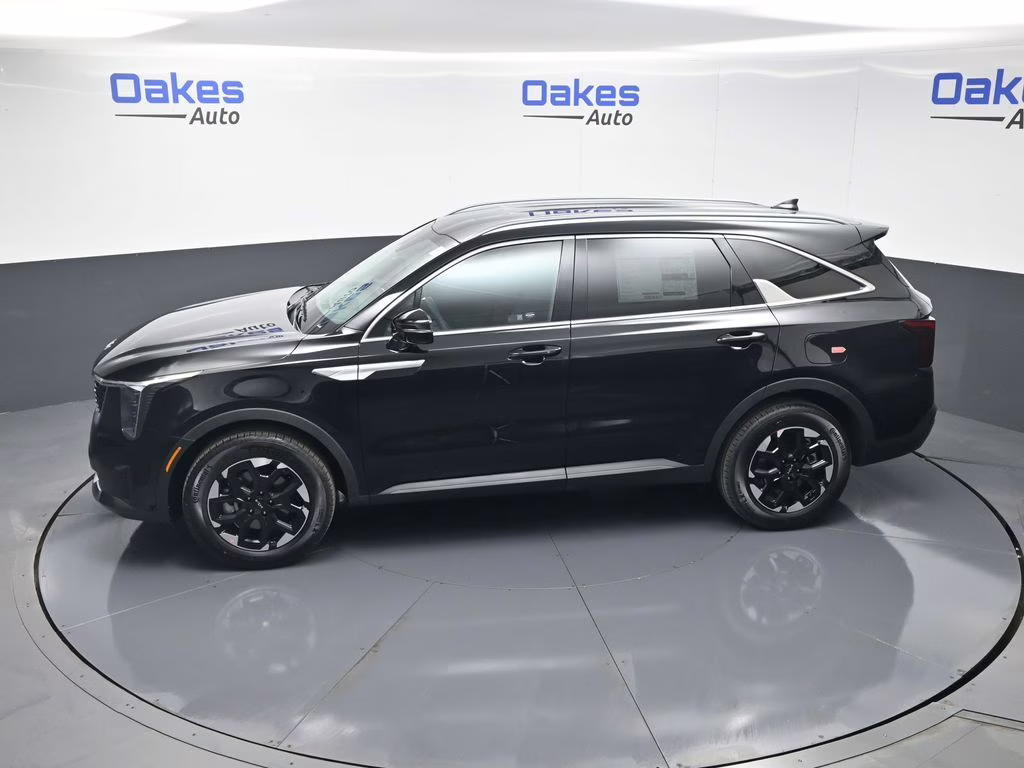 2026 Ebony Black Kia Sorento S FWD SUV