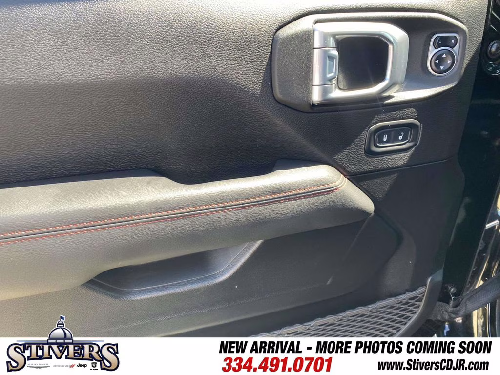 2022 Black Clearcoat Jeep Gladiator Rubicon 4X4 Truck