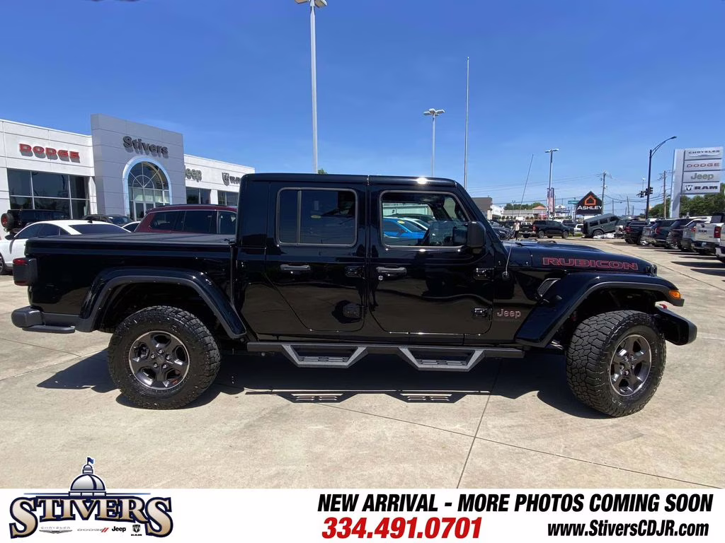 2022 Black Clearcoat Jeep Gladiator Rubicon 4X4 Truck
