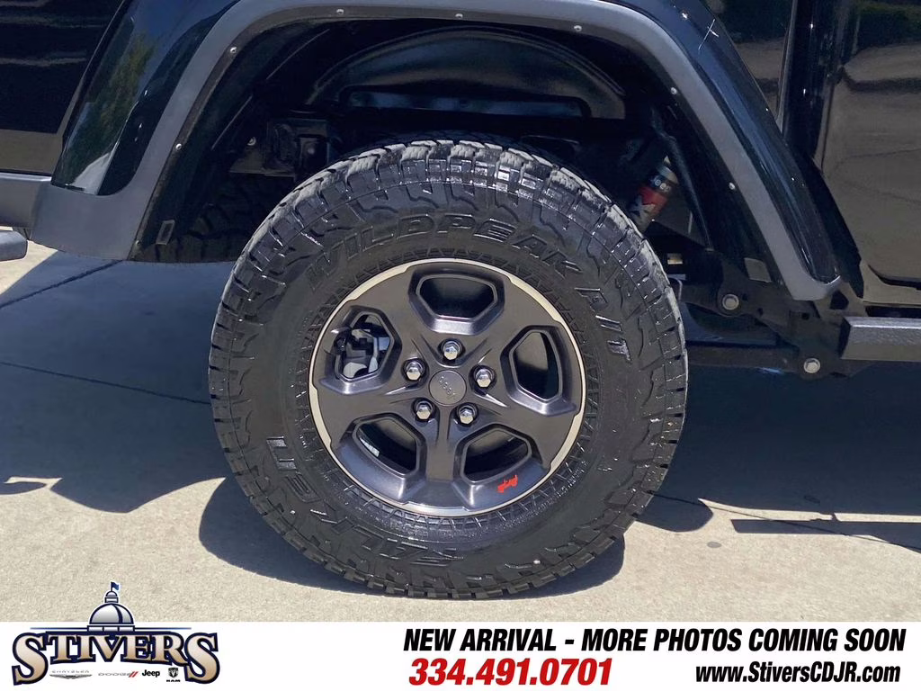 2022 Black Clearcoat Jeep Gladiator Rubicon 4X4 Truck